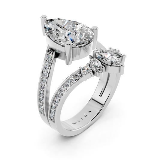 Amara Pear Diamond Setting